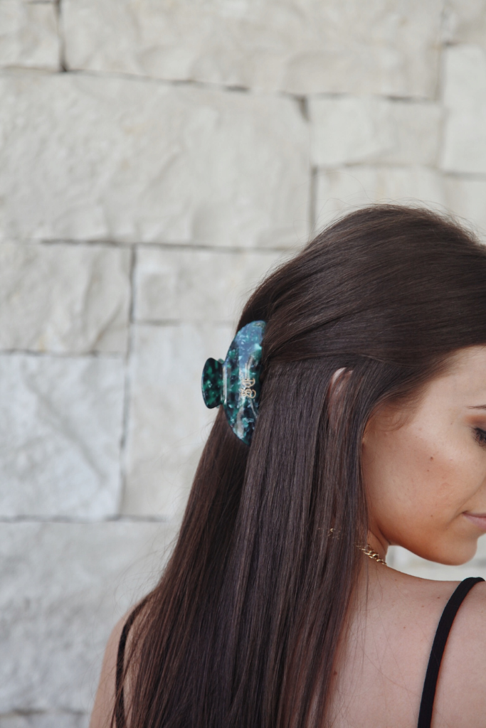 LARGE HAIR CLAW [SACRAMENTO]