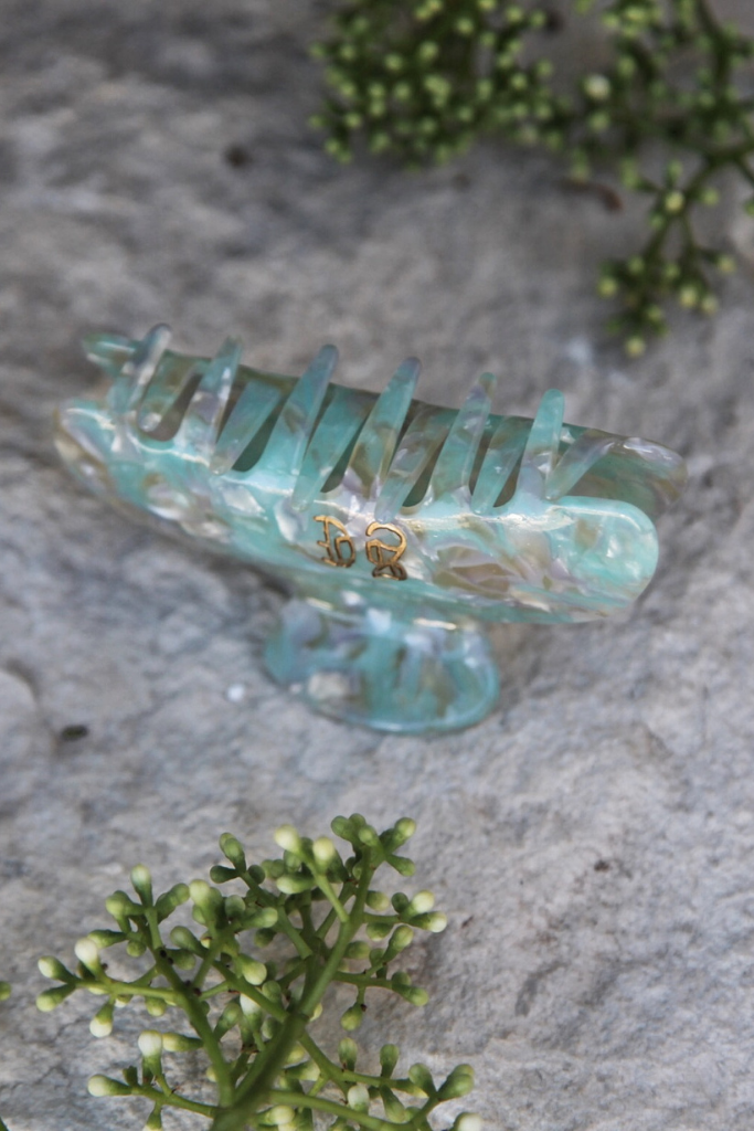 LARGE HAIR CLAWS [ARCTIC]