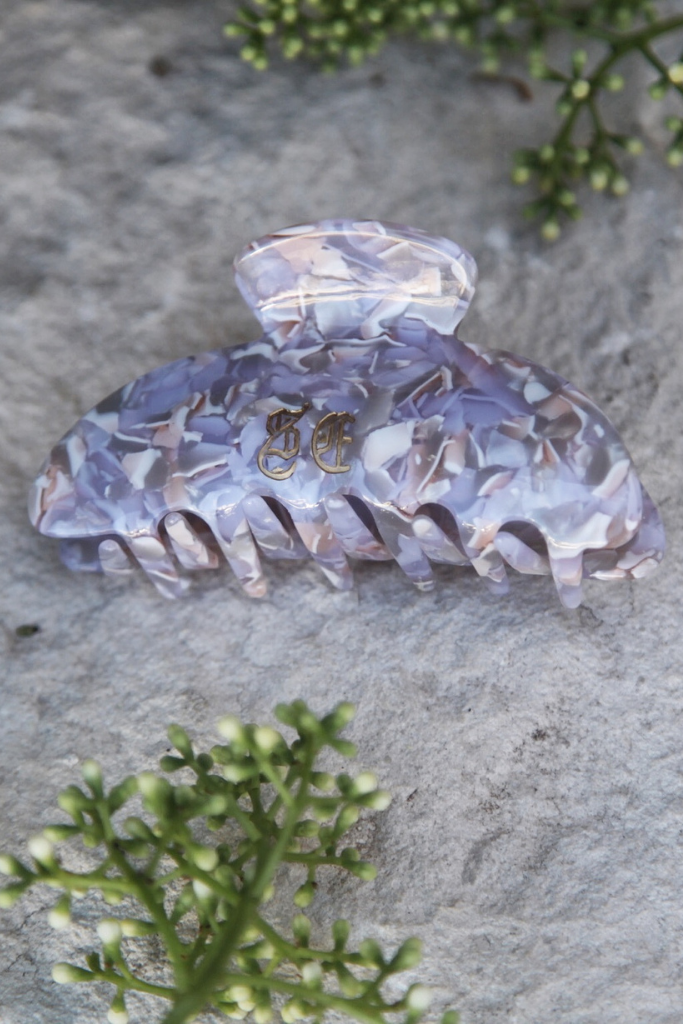 LARGE HAIR CLAW [LAVENDER]